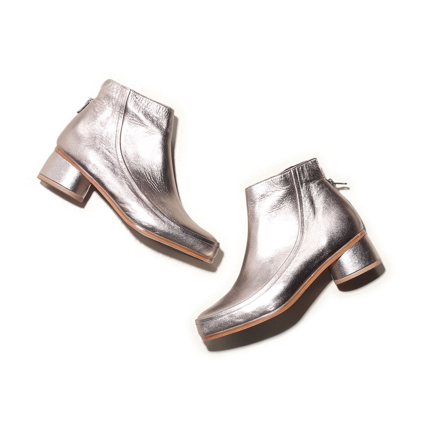 Aphrodite Silver Ankle Boots – Mafalda