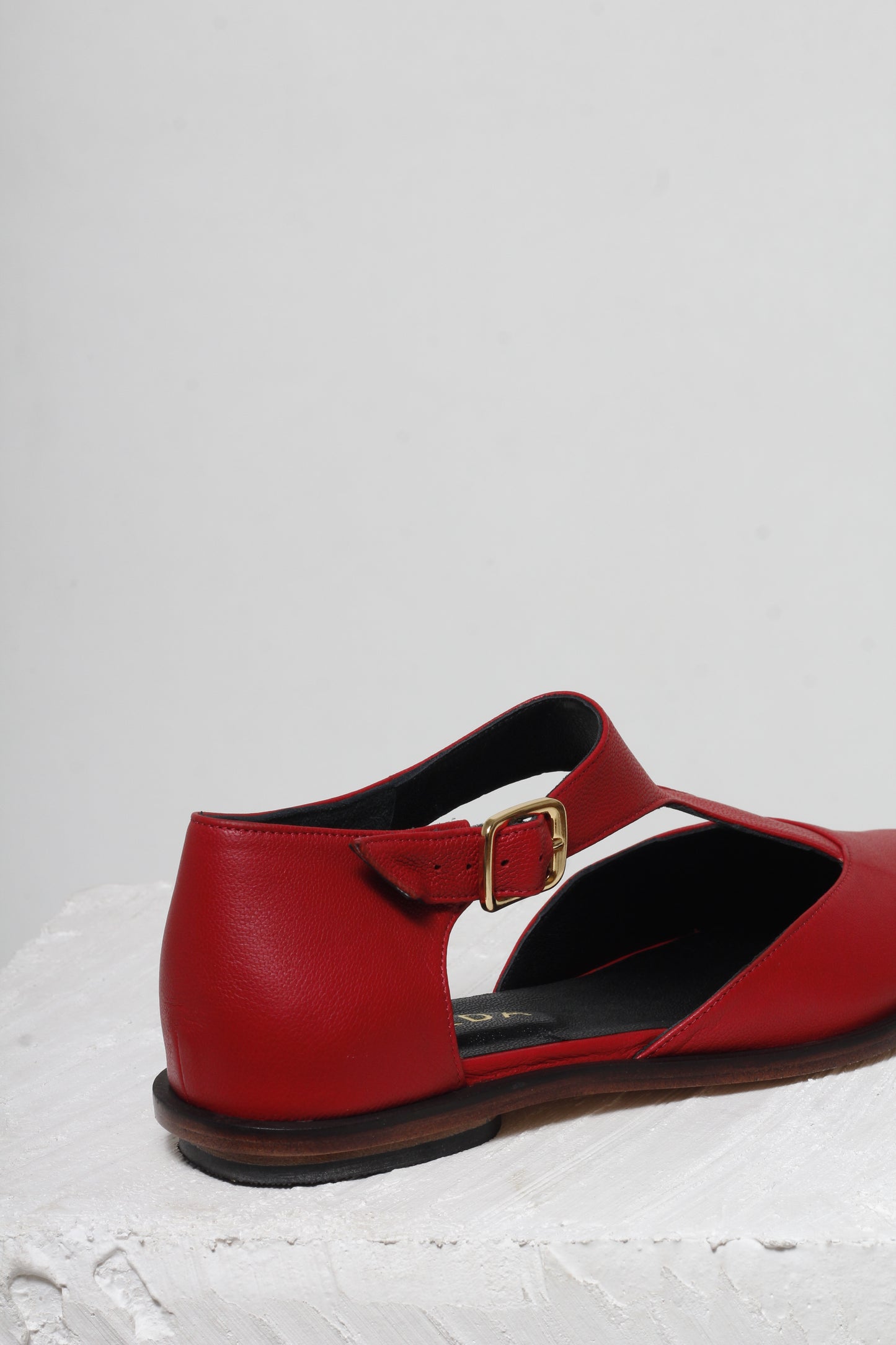 Carlota Red Flats