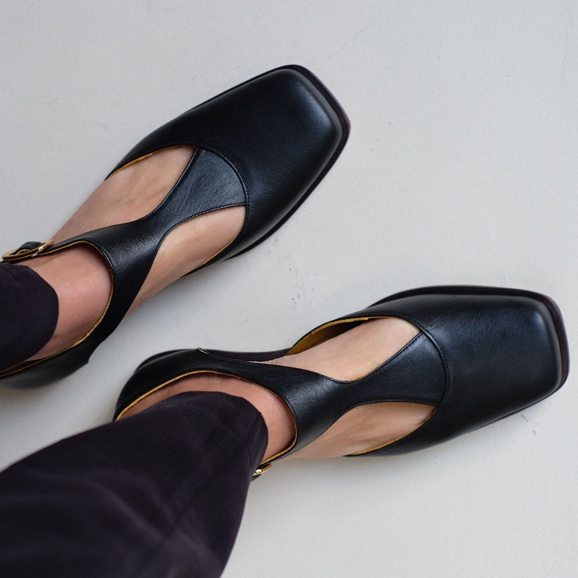 Carlota Black Flats