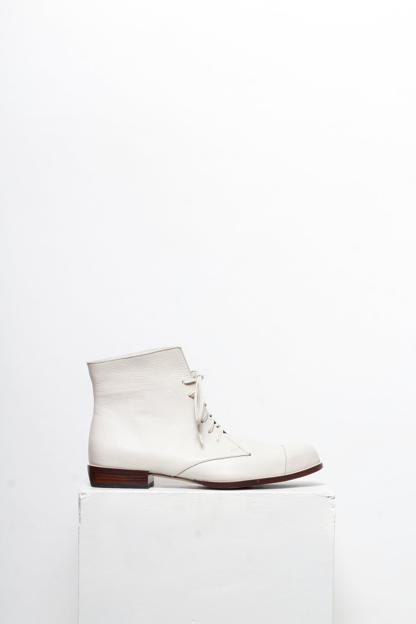 Liz Off-White Ankle Boots