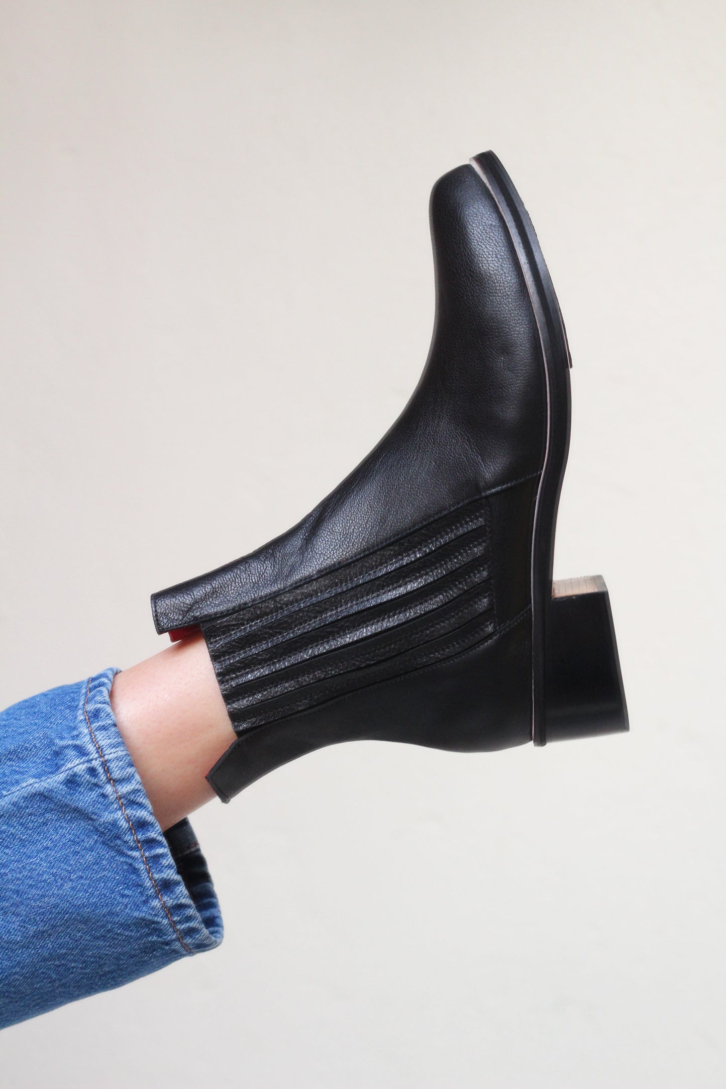 Nina Black Chelsea Boots