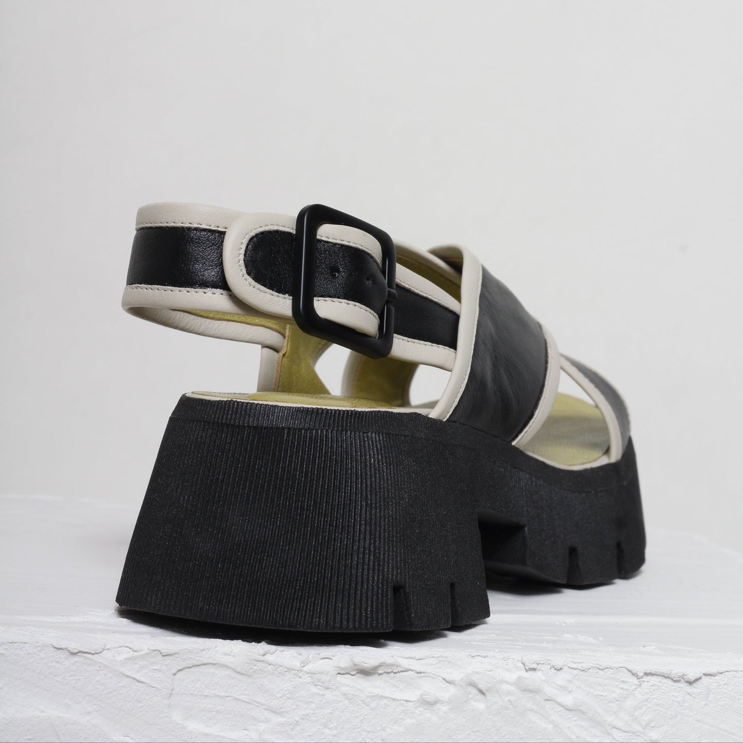 Anita Chunky sandals by Mafalda Handmade, craftsmanship detail