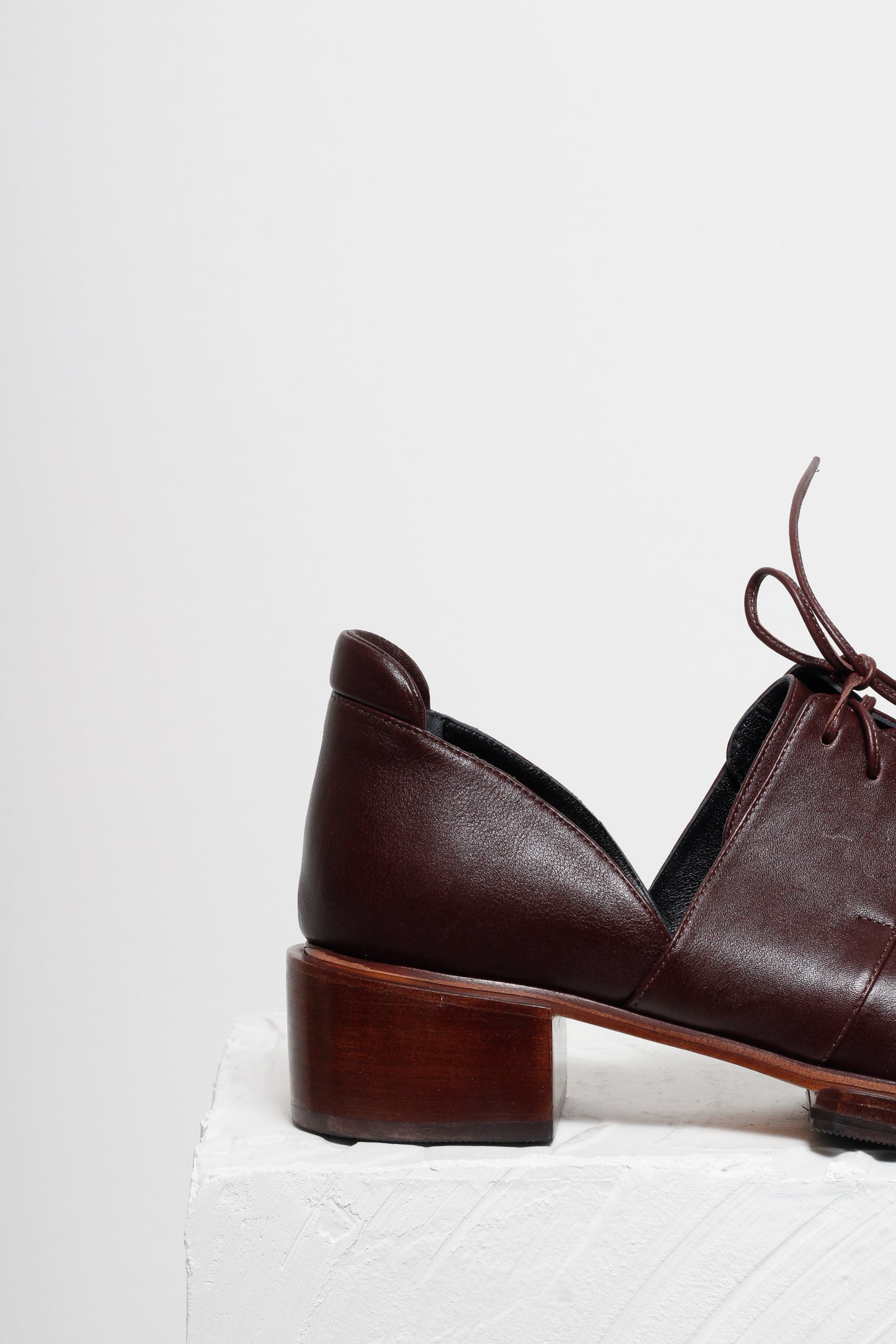 Bia Coffee Brown Derbies