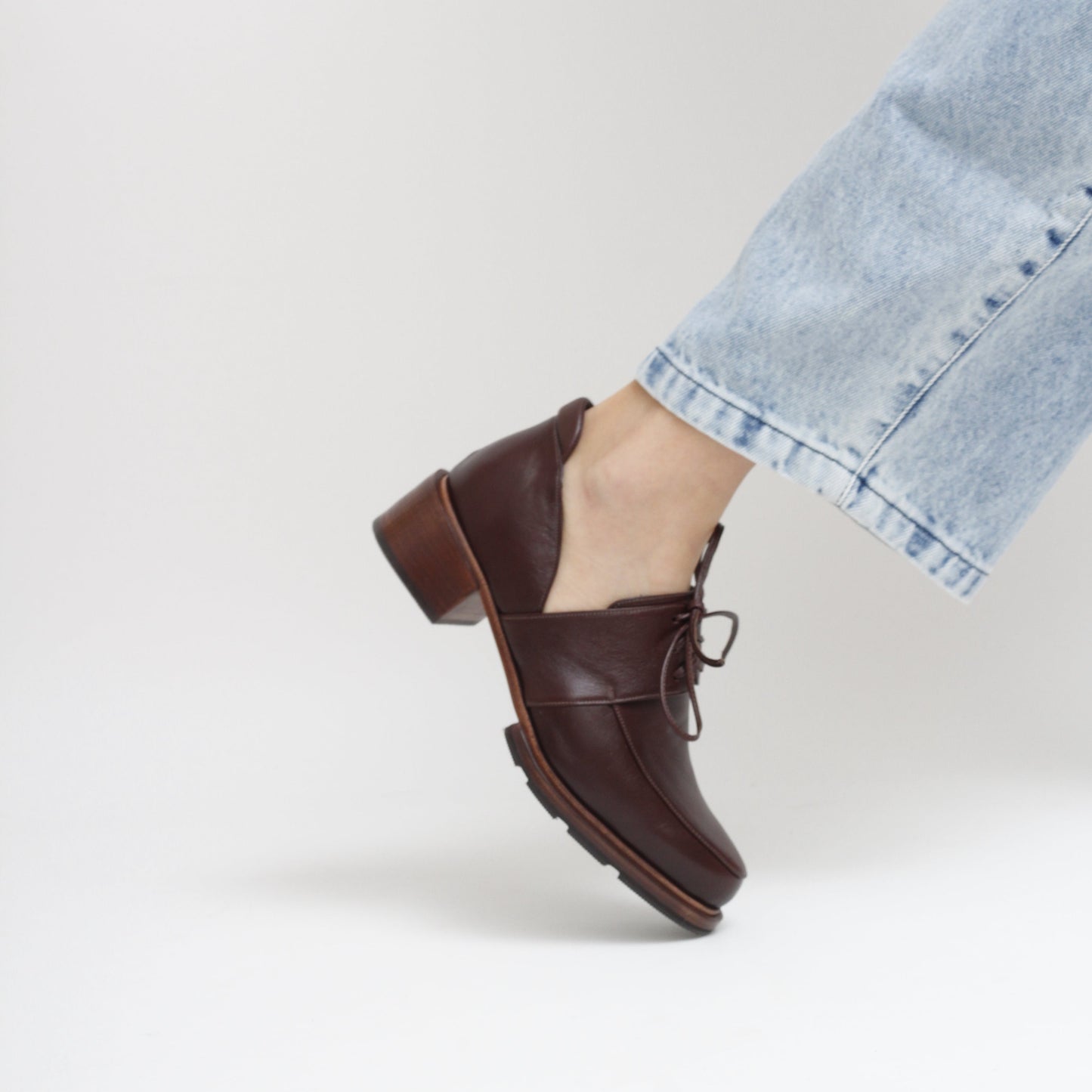 Bia Coffee Brown Derbies