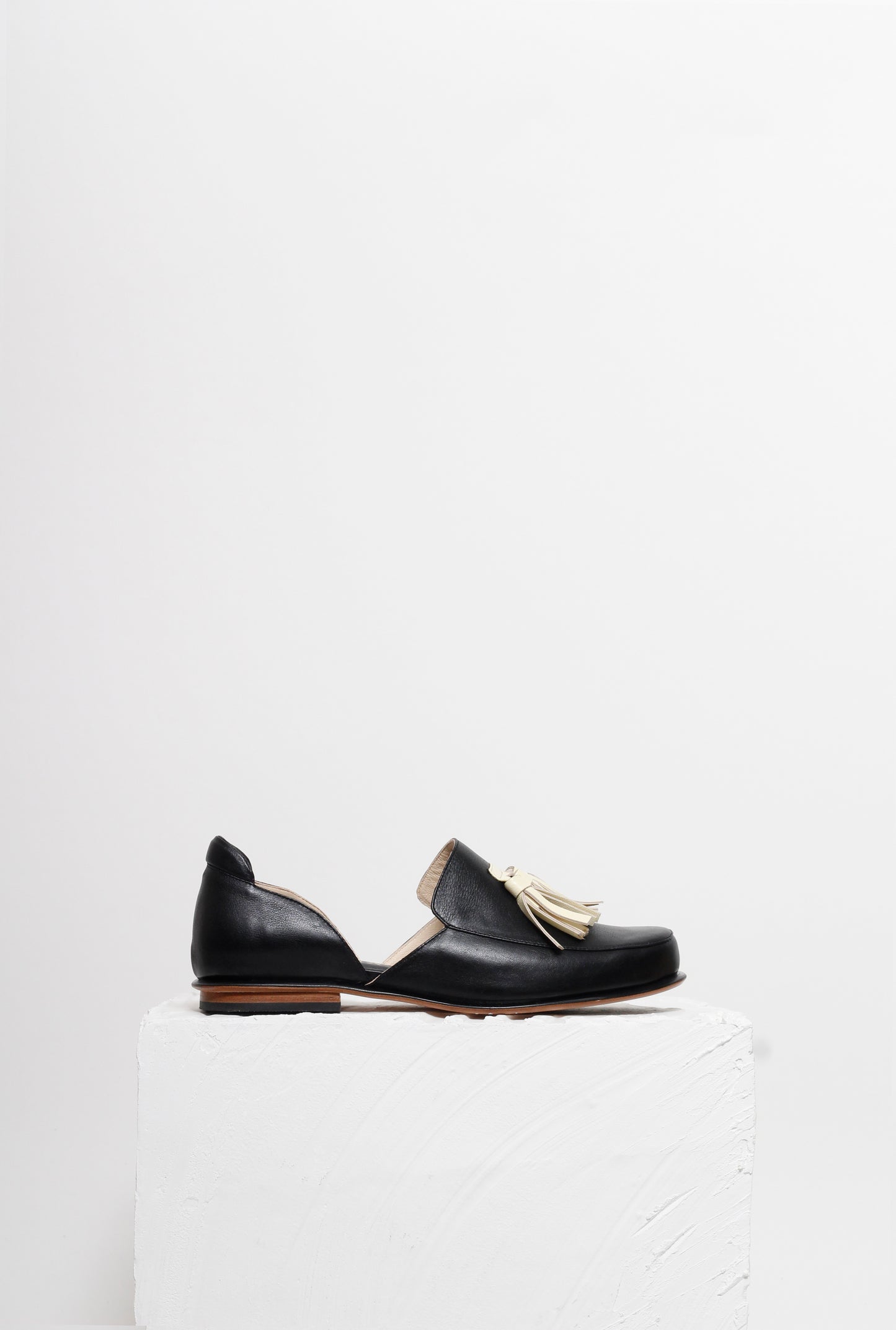 Loren Tassel Black Loafer