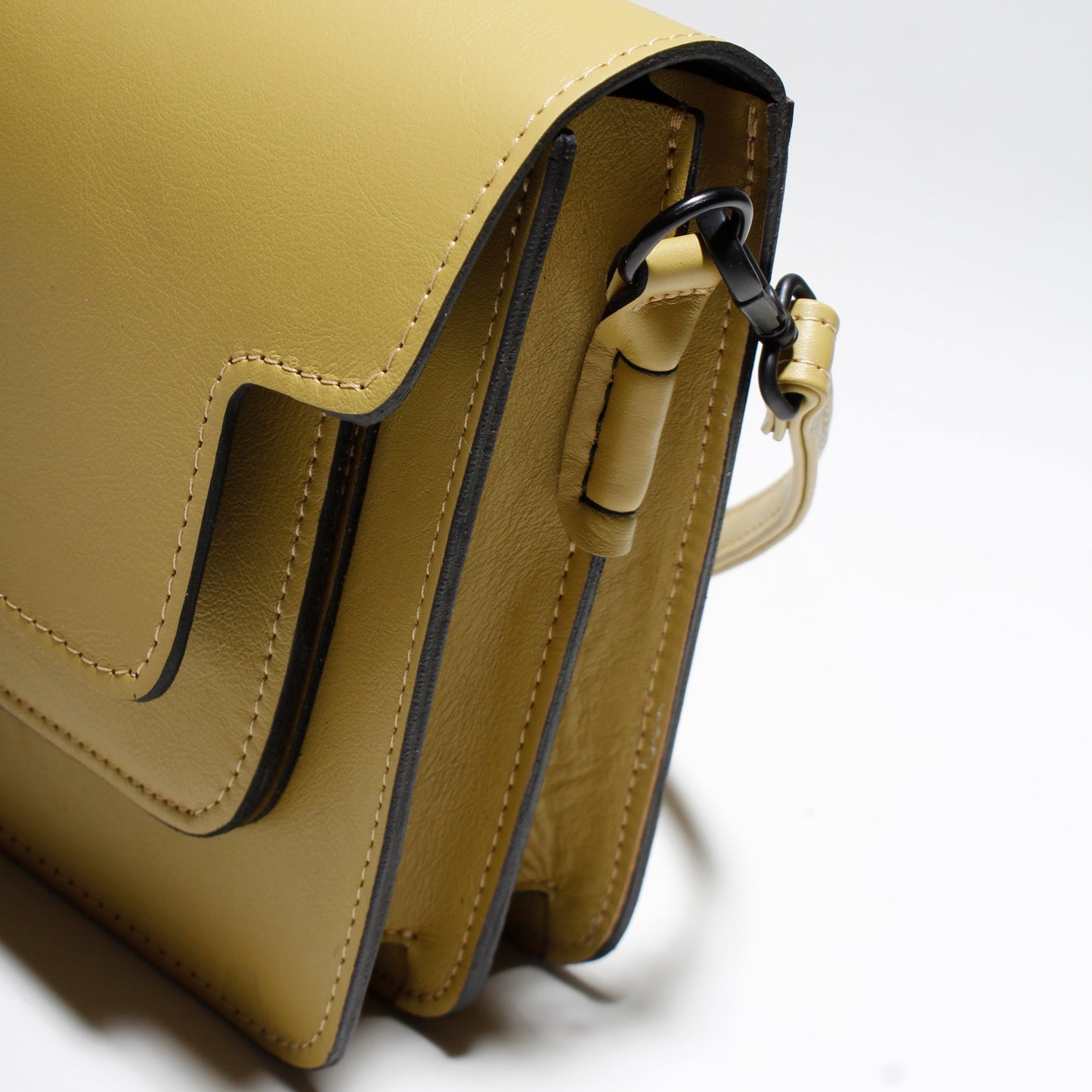 Maia Olive Green Leather Shoulder Bag