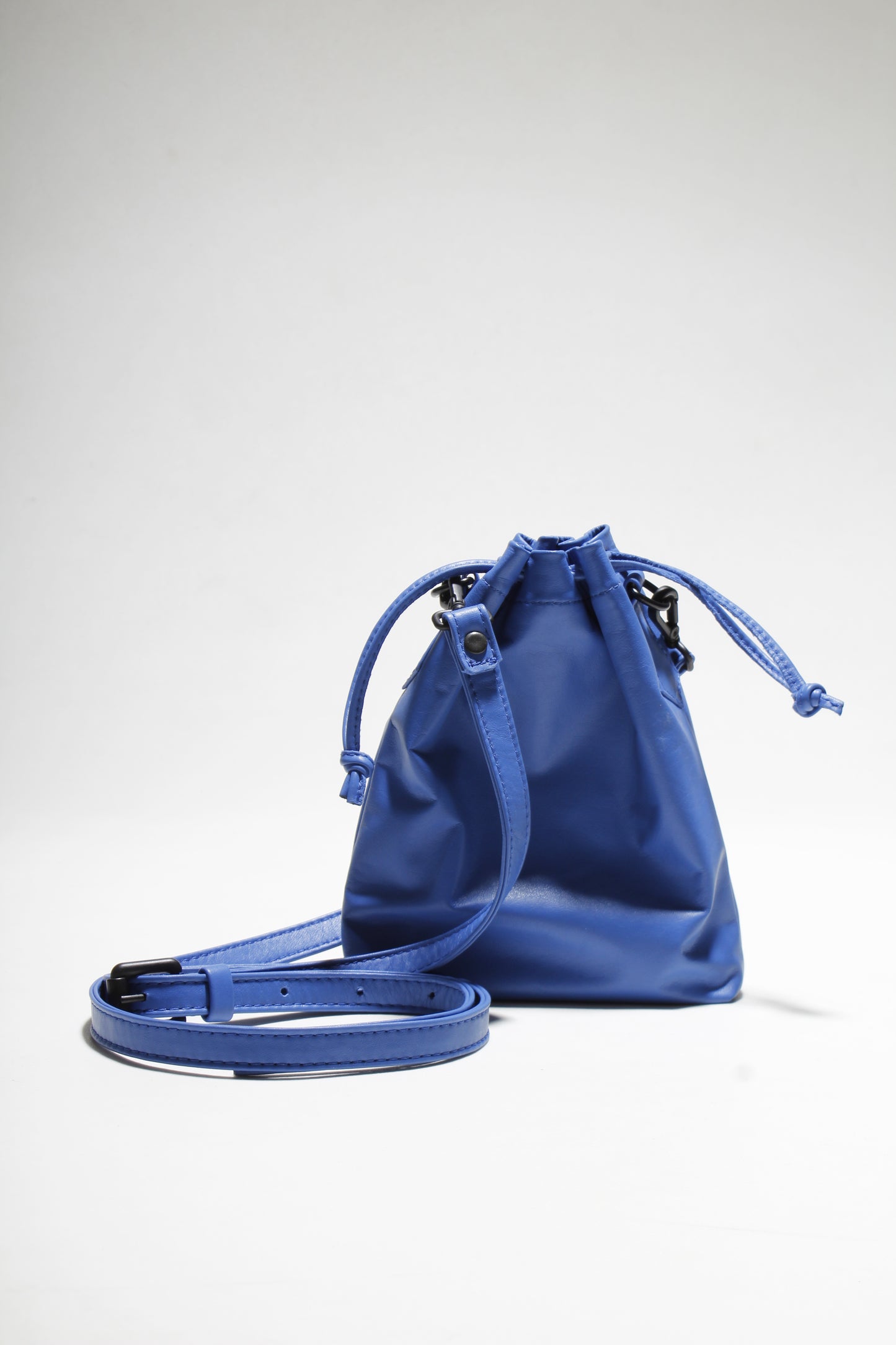 Mini Noa Blue Drawstring Bag