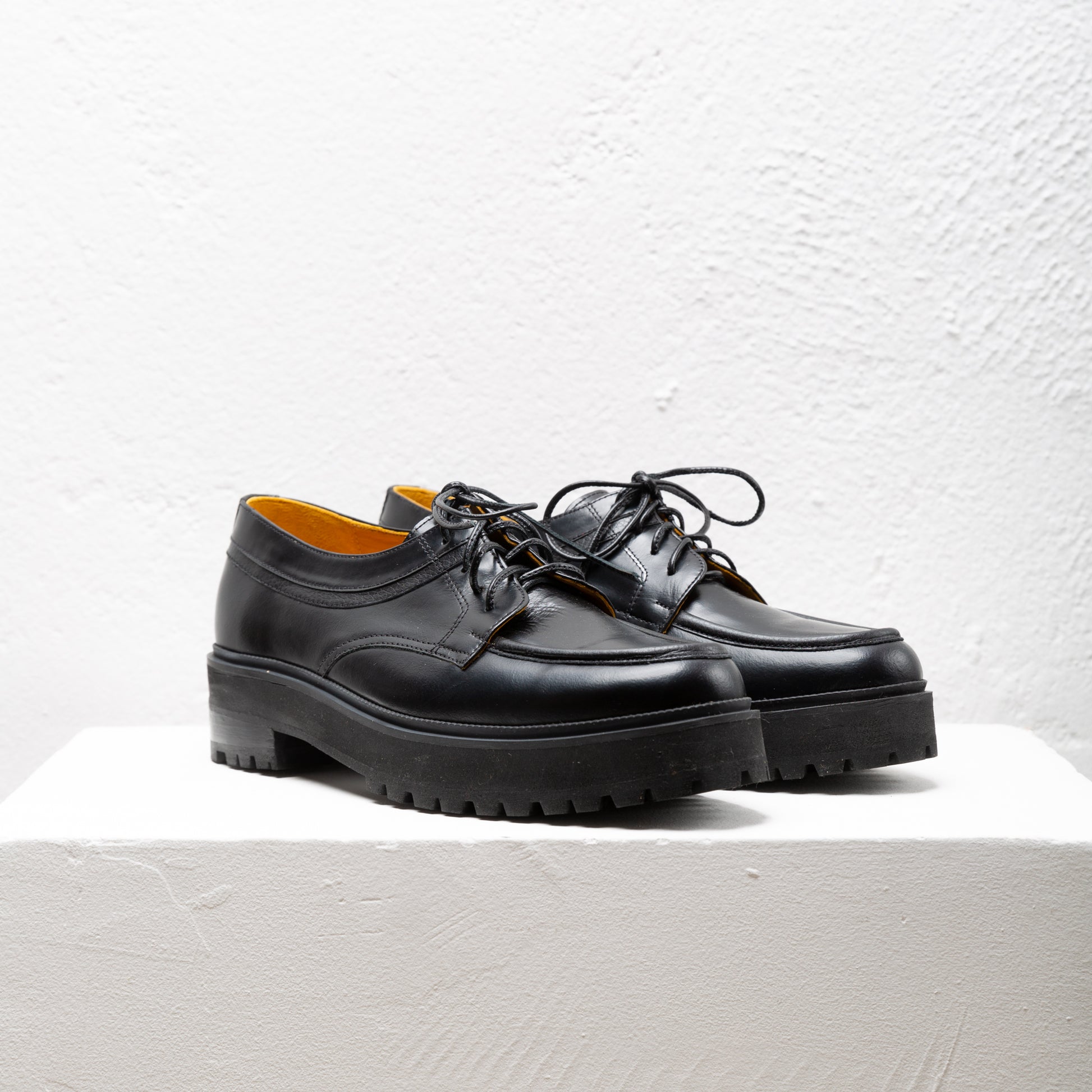 Catarina Black Leather Mocassin Loafers – Mafalda